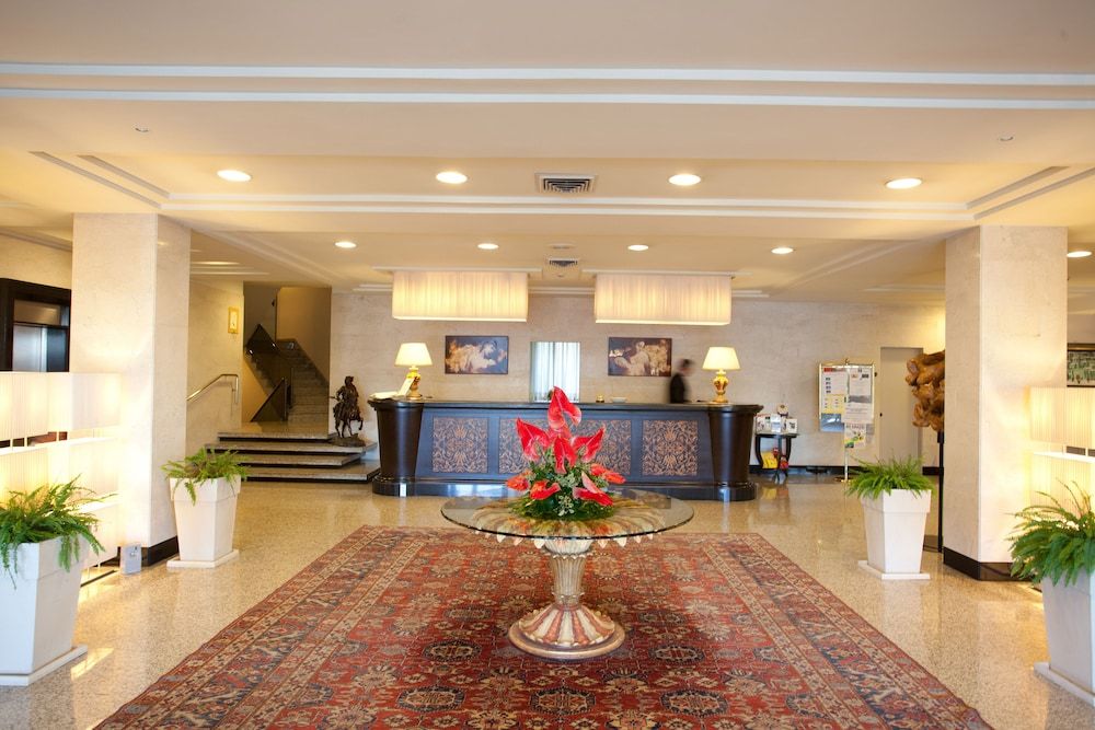 Hotel Perugia Plaza 3 Hotel Perugia Plaza 3