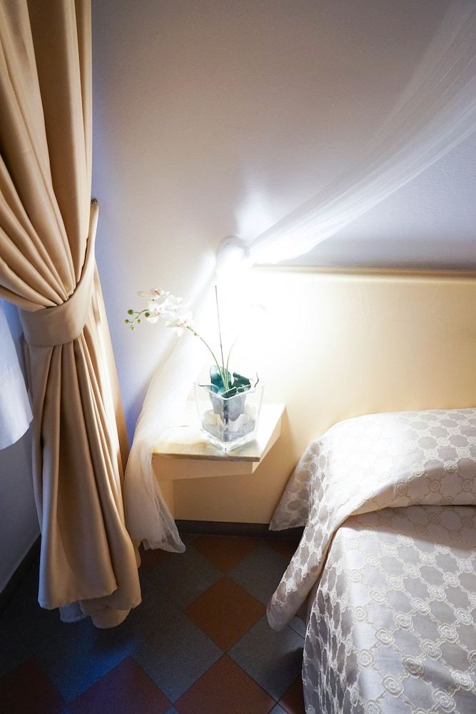 Piccolo Hotel Etruria 2 Piccolo Hotel Etruria 2