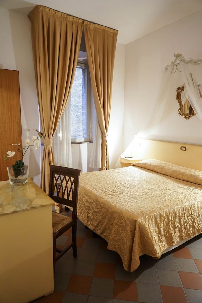 Piccolo Hotel Etruria 3 Piccolo Hotel Etruria 3