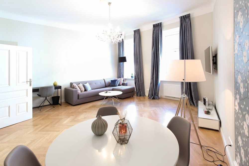 Pink Grapefruit City Condo 1 Pink Grapefruit City Condo 1