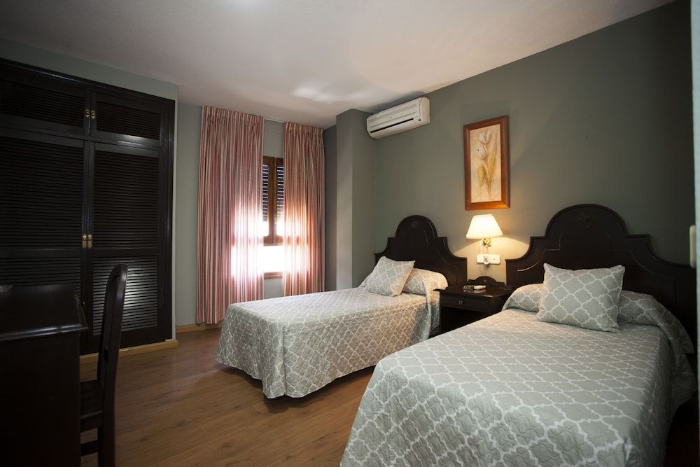 Hotel Plaza Mayor 3 Hotel Plaza Mayor 3