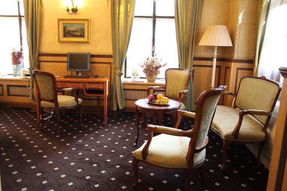 Pod Vezi 2 Pod Vezi 2