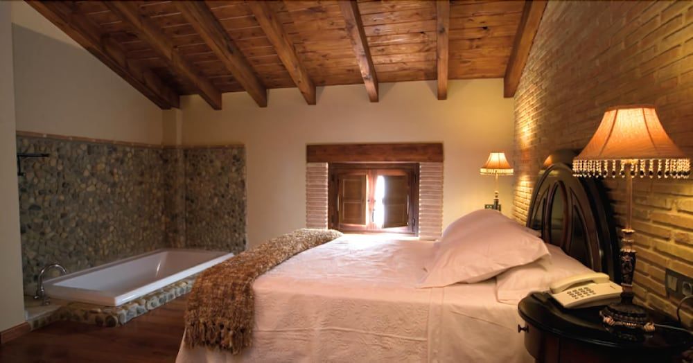 Posada Los Condestables 2