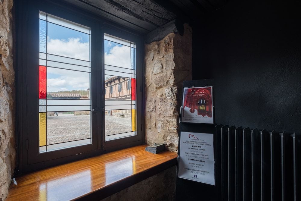 Posada Santa Maria la Real 3 estrellas en Aguilar de Campóo