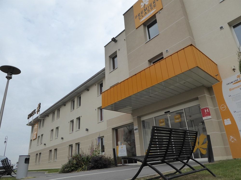 Premiere Classe Roissy - Aéroport CDG - Le Mesnil Amelot 2 étoiles à Le Mesnil-Amelot