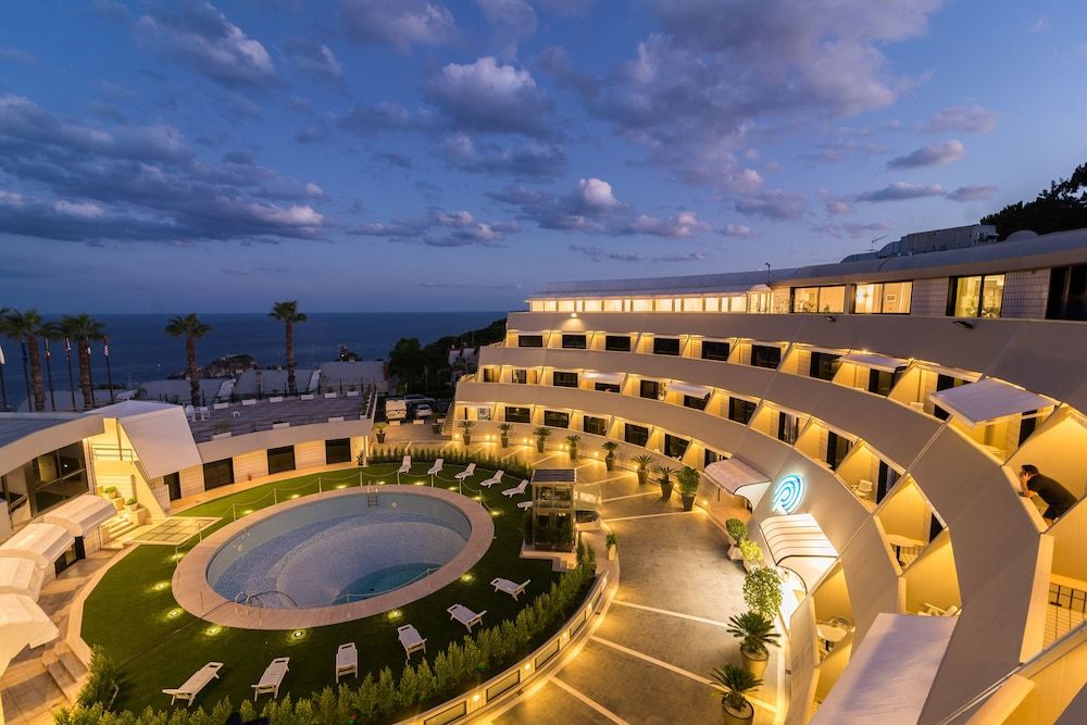 President Park Hotel 4 estrelas em Acitrezza