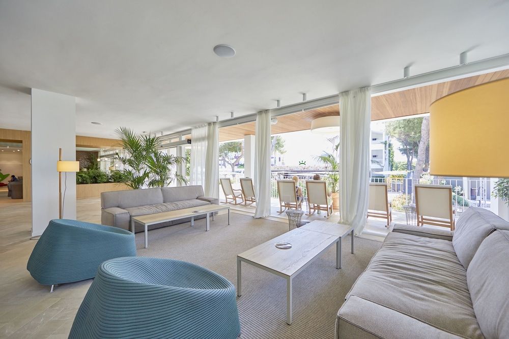 Prinsotel La Caleta Aparthotel 2