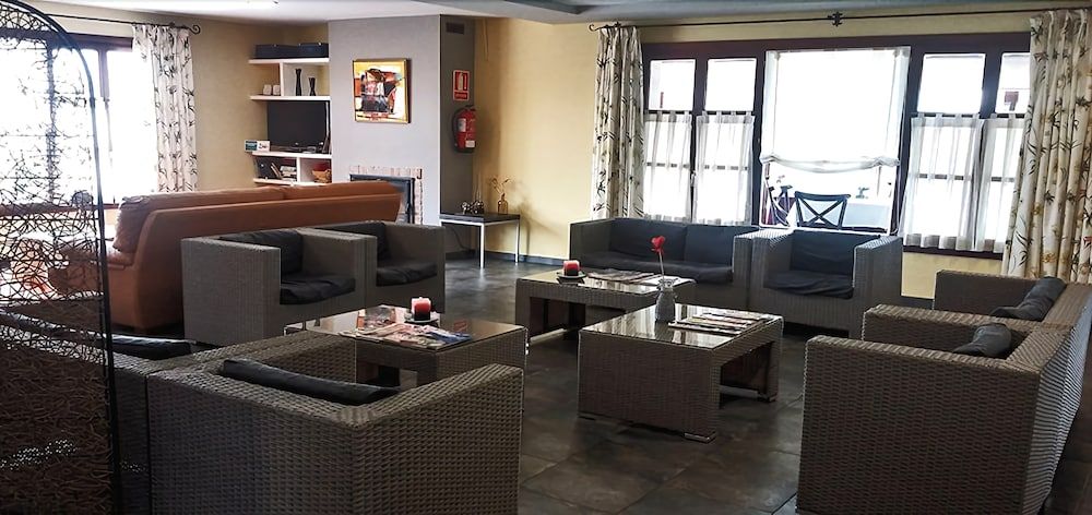 Hotel Puerta del Oriente 3 Hotel Puerta del Oriente 3