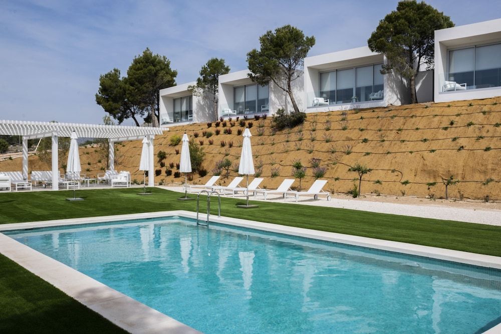 Puig Campana Nature Suites Hotel & BTT 1