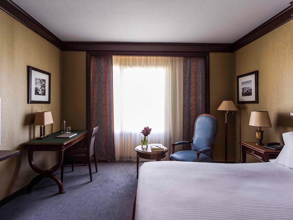 Pullman Madrid Airport & Feria 3 Pullman Madrid Airport & Feria 3