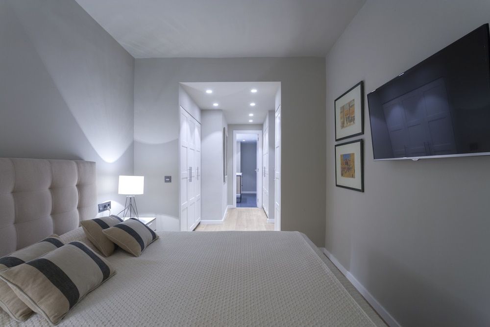 PYR Select Salamanca Luxury 2