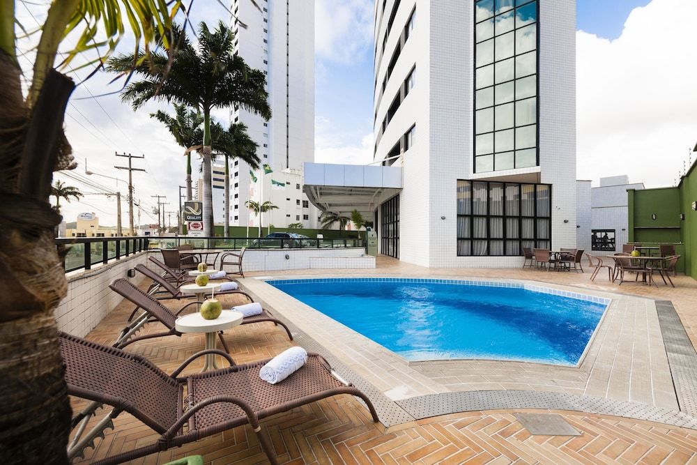 Quality Suites Natal 1