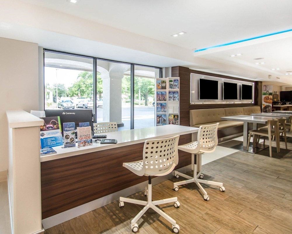 Quality Inn & Suites By the Parks 3 Quality Inn & Suites By the Parks 3