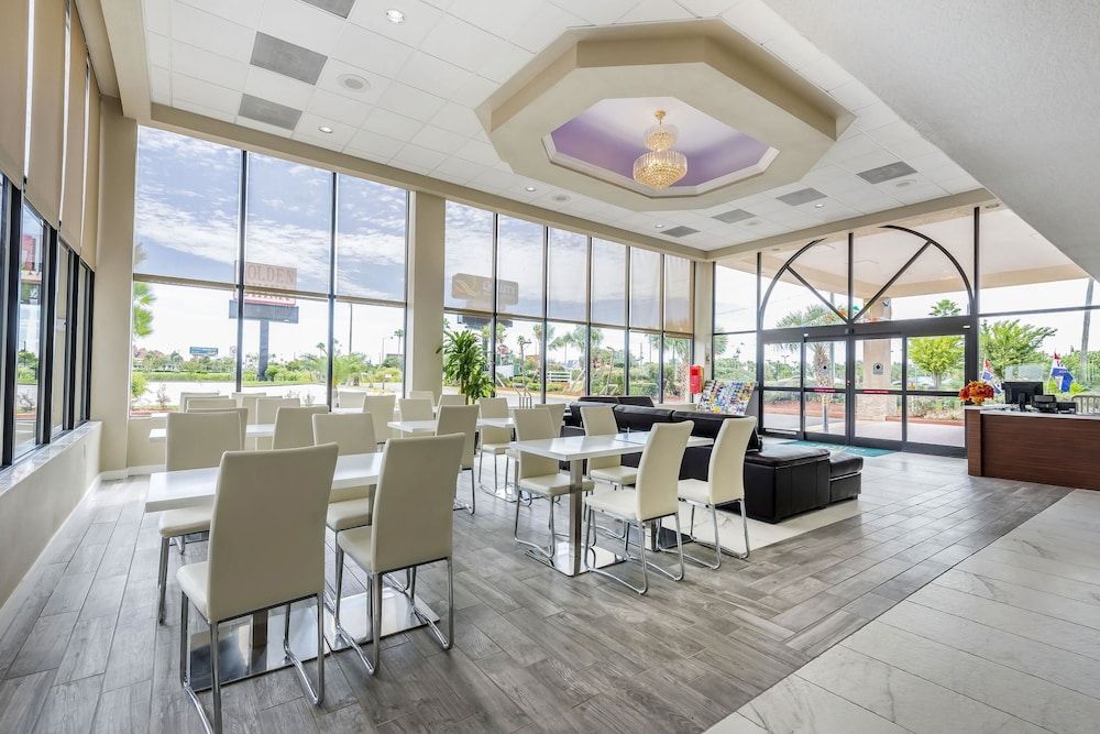 Quality Inn & Suites Kissimmee by The Lake 1