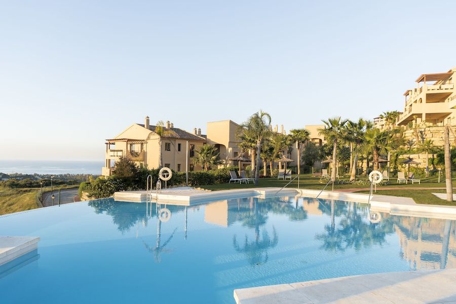 Quartiers Marbella - Apartment Hotel & Resort con Traventia