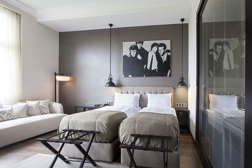 Quentin XL Potsdamer Platz Hotel 1