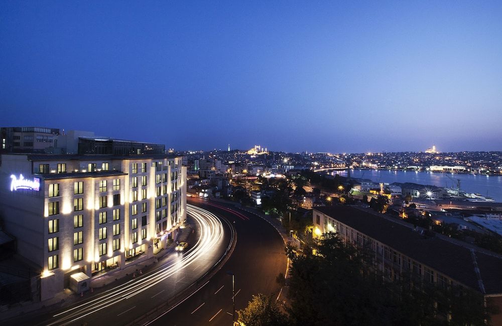 Radisson Blu Hotel Istanbul Pera 1 Radisson Blu Hotel Istanbul Pera 1