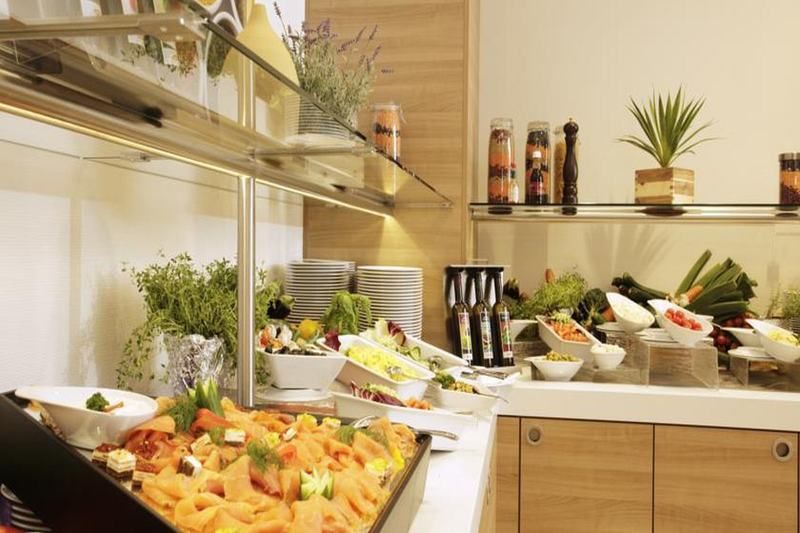 Ramada Berlin Alexanderplatz 3