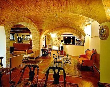 Relais La Corte Di Bettona 3