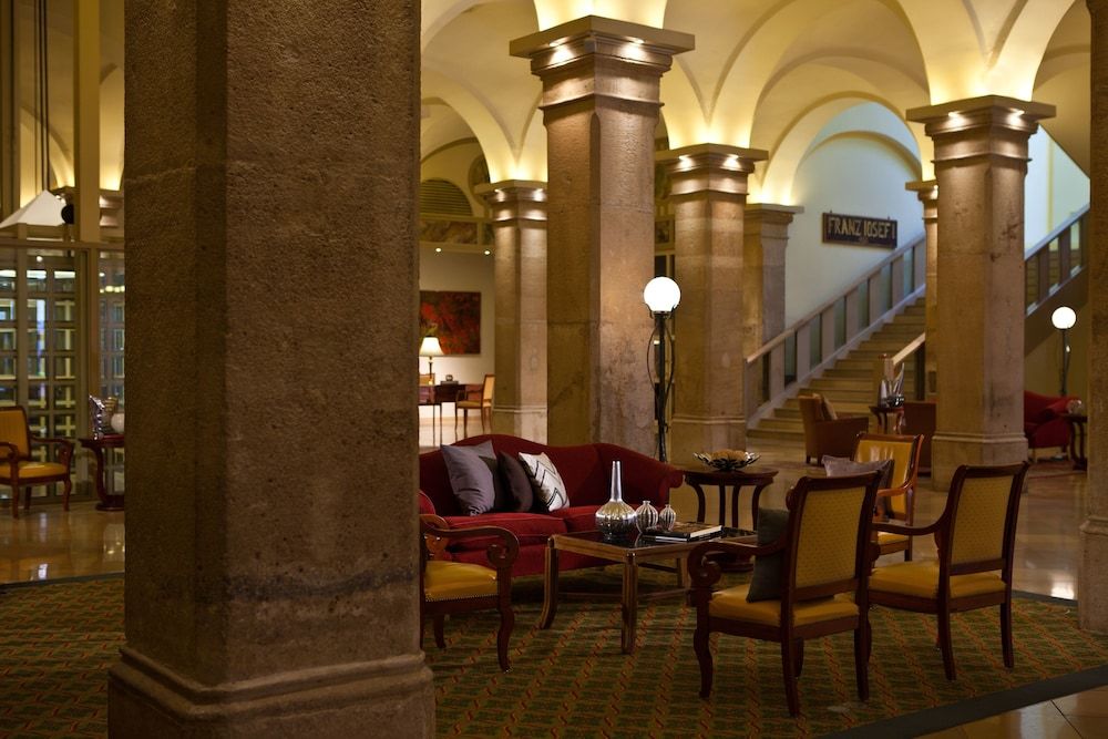 Renaissance Imperial Riding School Vienna Hotel 3