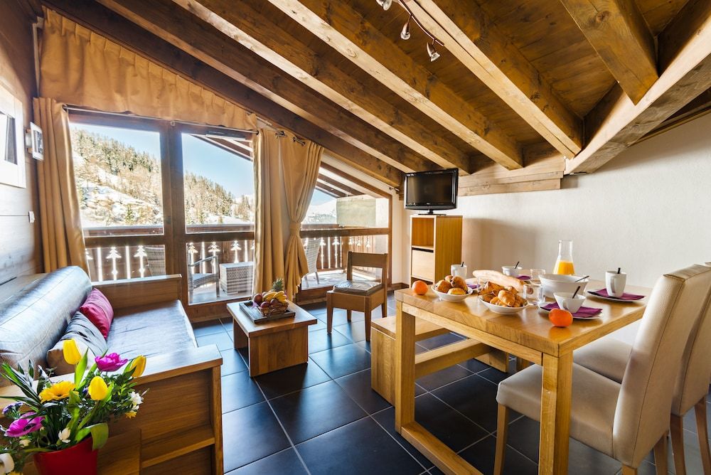 Lagrange Vacances Les Chalets Edelweiss 4 estrelas em La Plagne