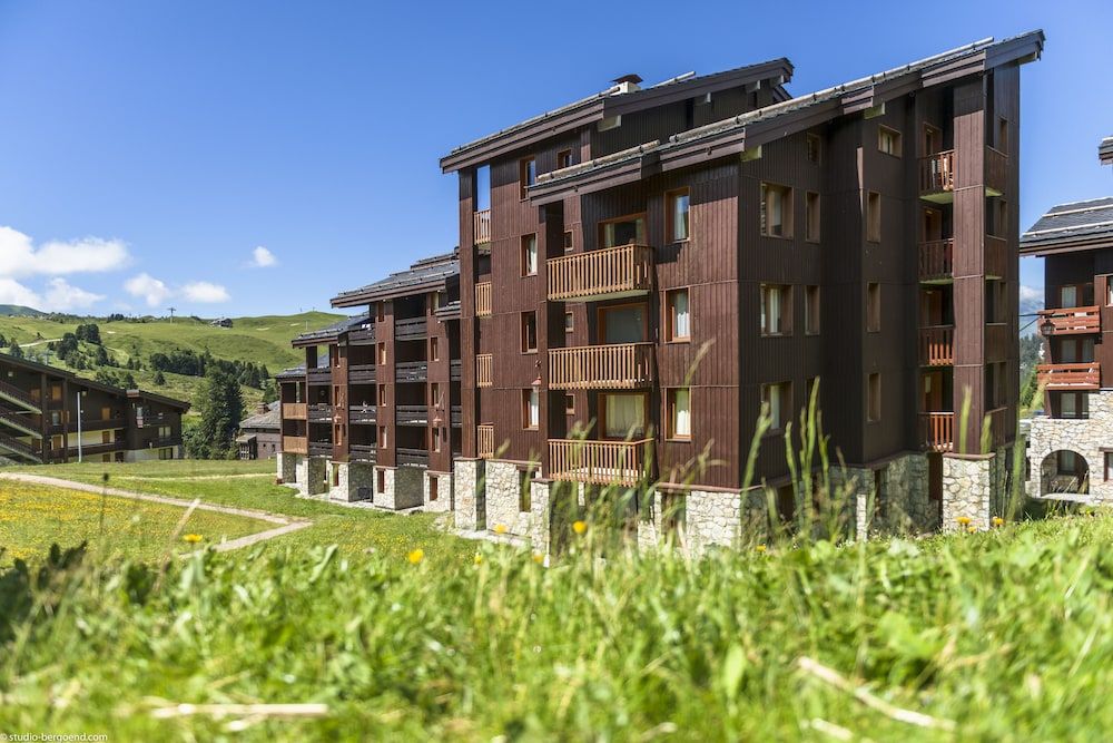 Residence Pierre & Vacances Les Chalets des Arolles -1 estrelas em Belle Plagne