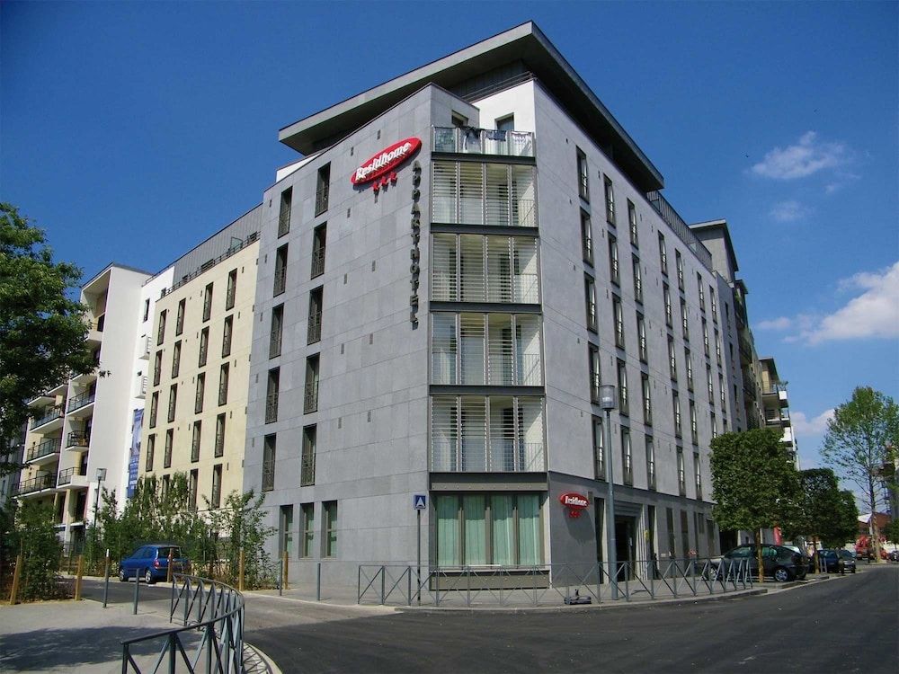 Residhome Asnieres 3 estrellas en Courbevoie