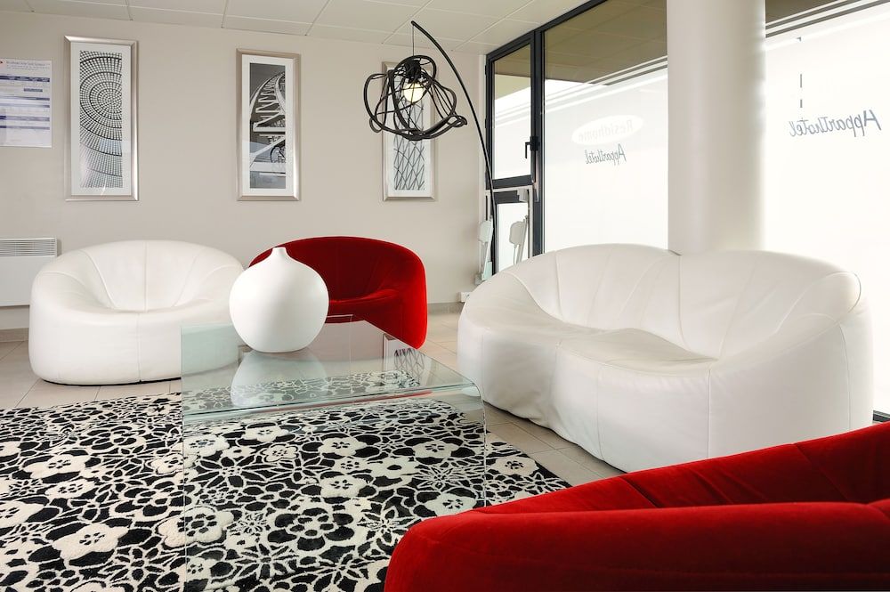Residhome Carrieres Seine Saint Germain 2
