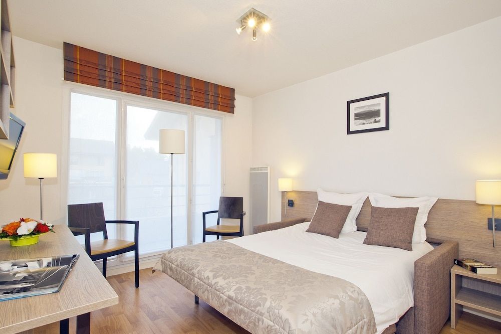 Residhome Geneve Prevessin le Carre D'Or 3 estrelas em Prévessin-Moëns