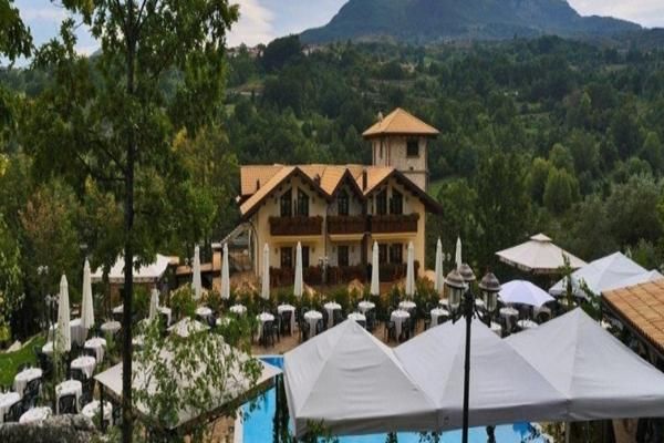 Resort Villa Danilo 1