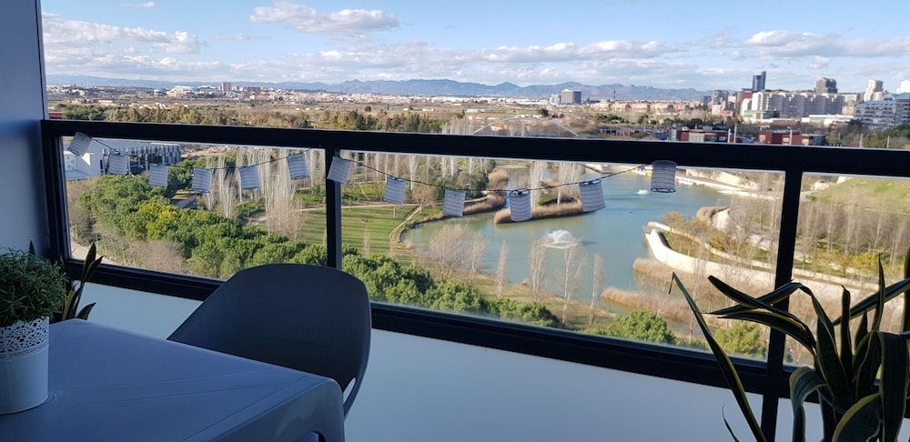 River Park Valencia 1 River Park Valencia 1