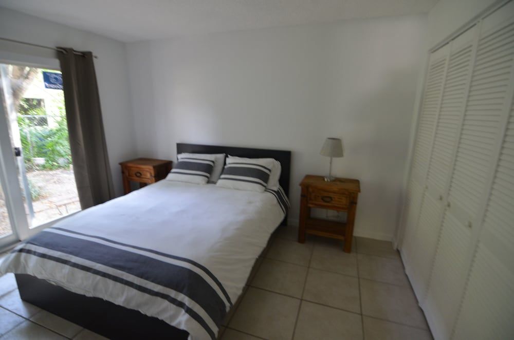 Riviera Luxury Living Coconut Grove 3