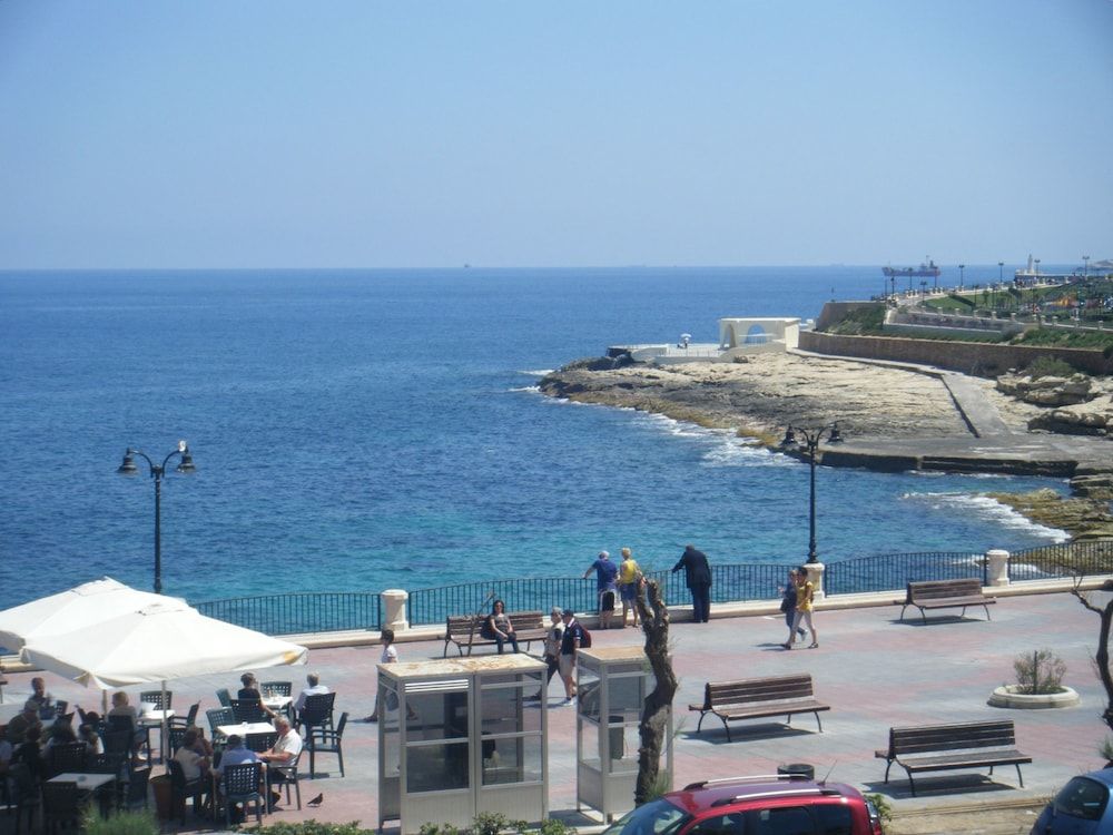 Roma Hotel 3 estrelas em Sliema