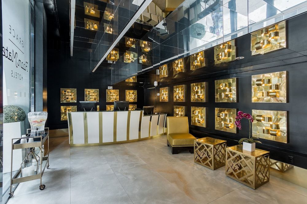 Room Mate Grace Boutique Hotel 3