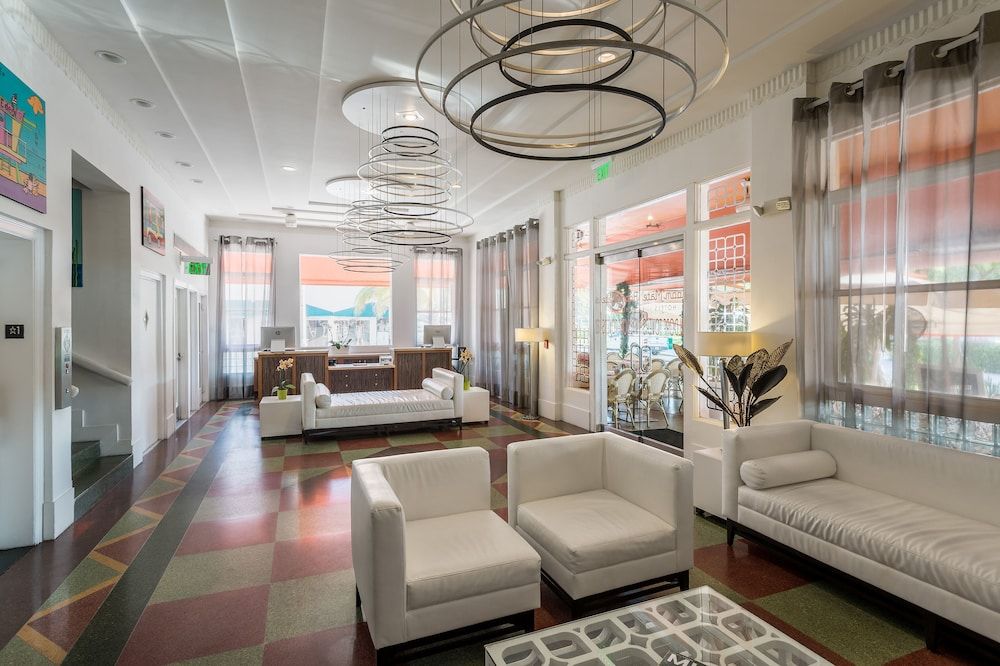 Room Mate Waldorf Towers 2 Room Mate Waldorf Towers 2