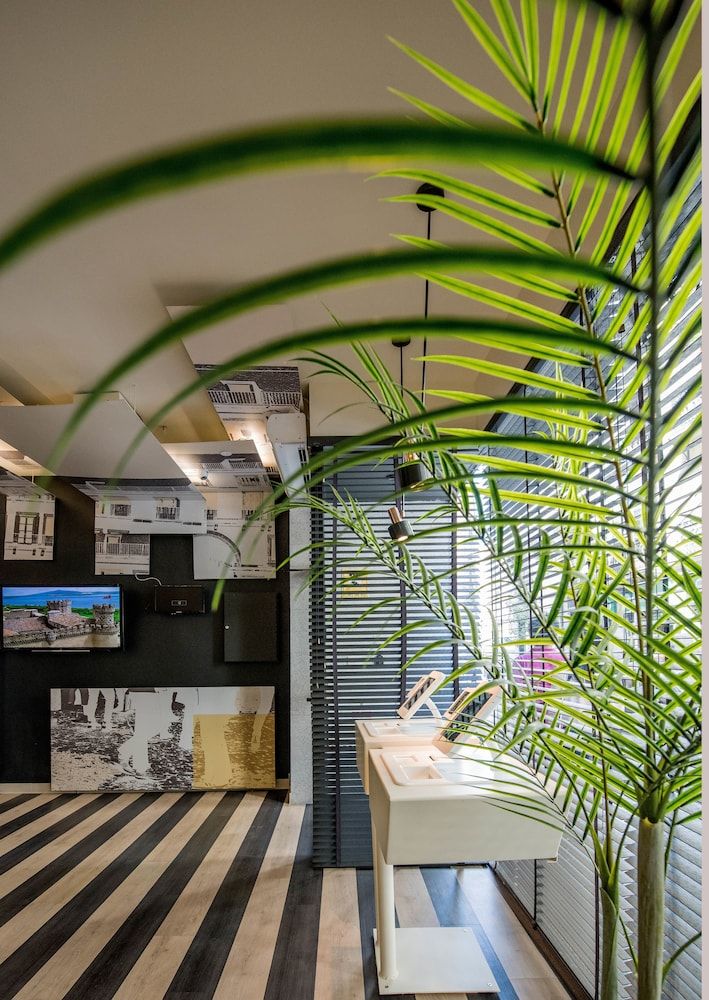 room007 Select Sol 1