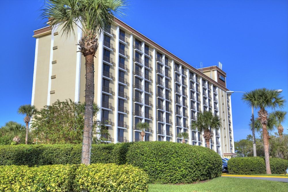 Rosen Inn, closest to Universal 1 Rosen Inn, closest to Universal 1