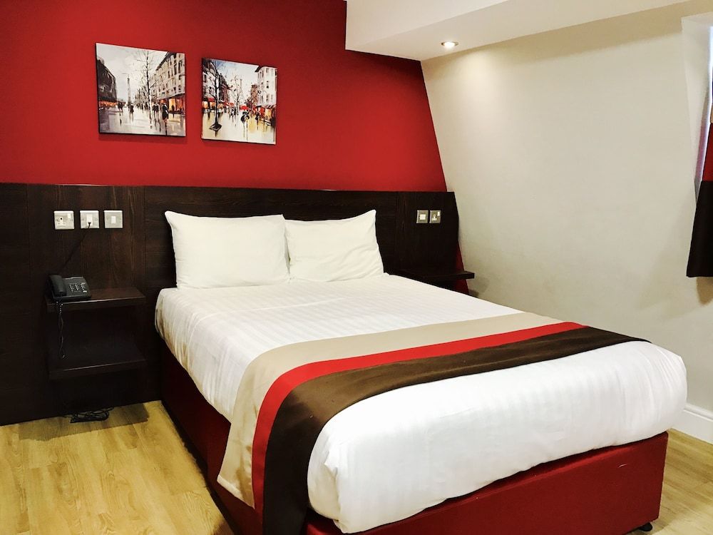 Royal Cambridge Hotel 1 Royal Cambridge Hotel 1
