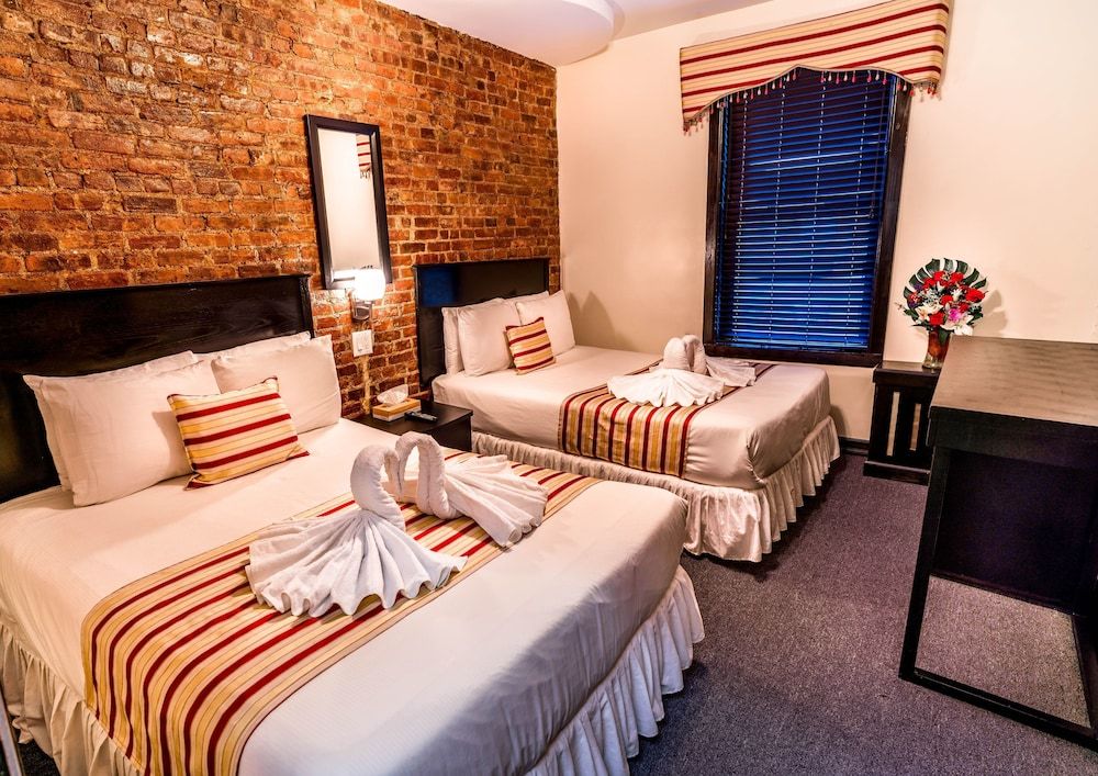 Royal Park Hotel and Hostel 1 Royal Park Hotel and Hostel 1