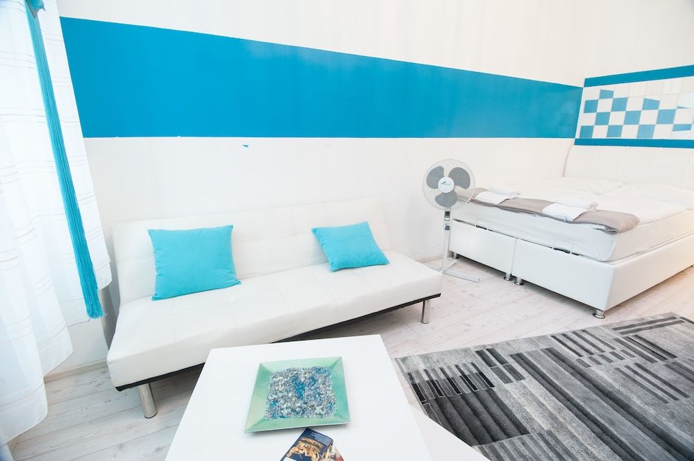 Royal Resort Apartments Westbahnhof 2