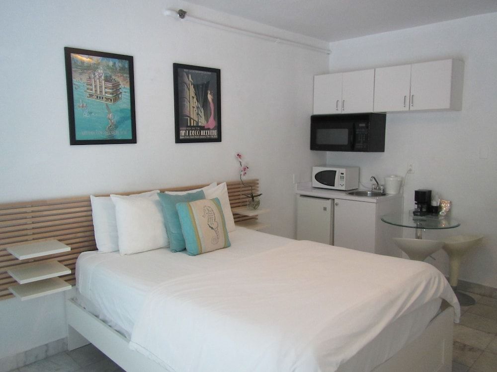 Royal South Beach Hotel 3 Royal South Beach Hotel 3