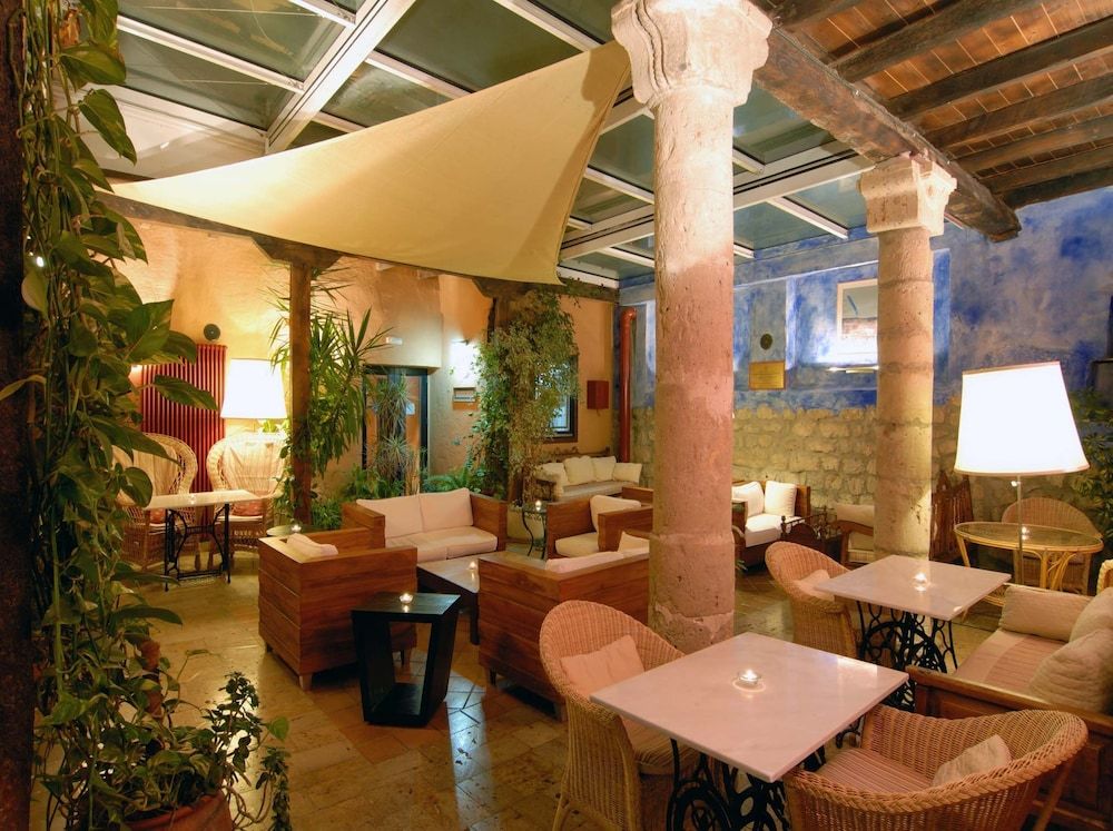 Rusticae Hotel Casa del Abad 3