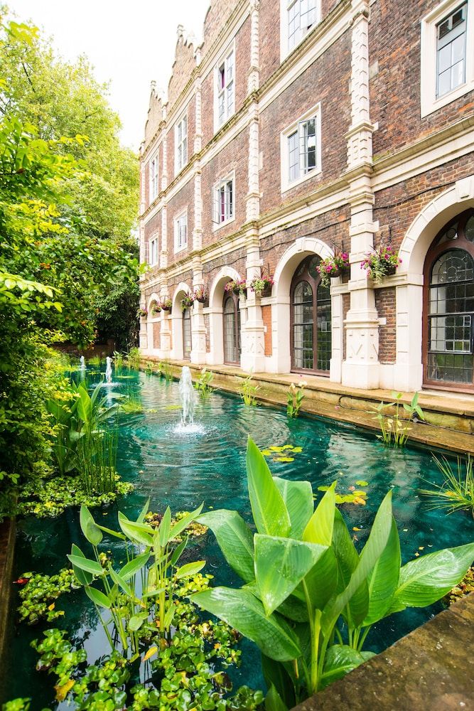 Safestay London Kensington Holland Park 1 Safestay London Kensington Holland Park 1