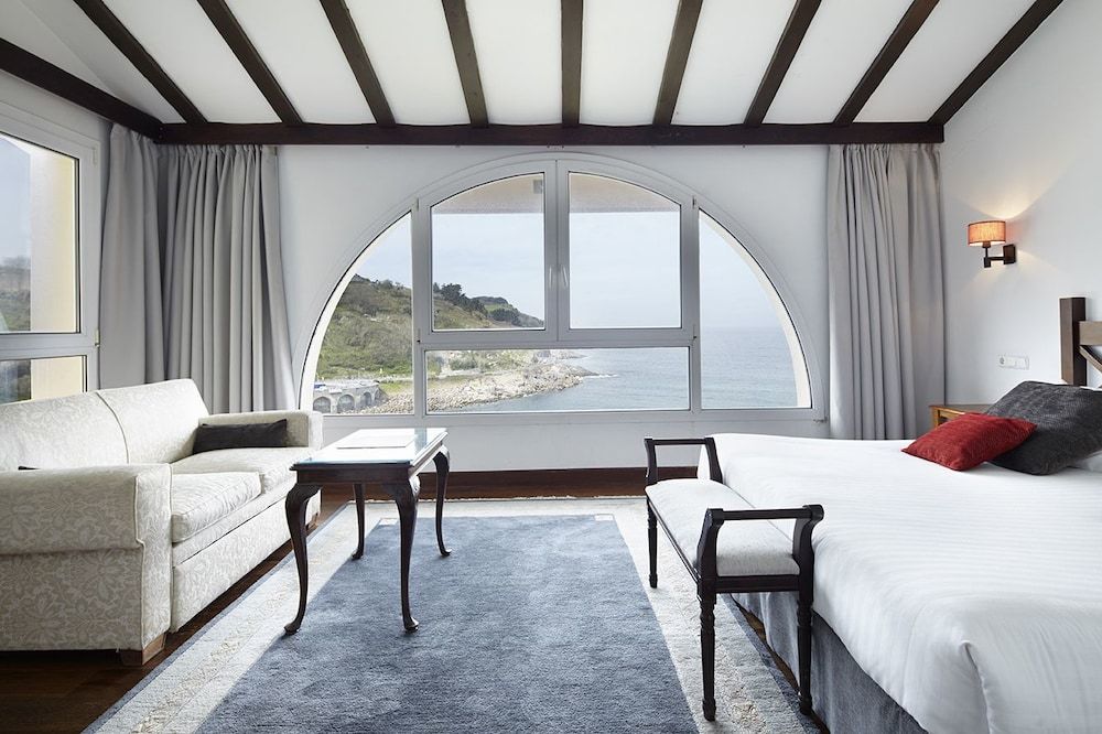 Saiaz Getaria Hotela 2 étoiles à Getaria