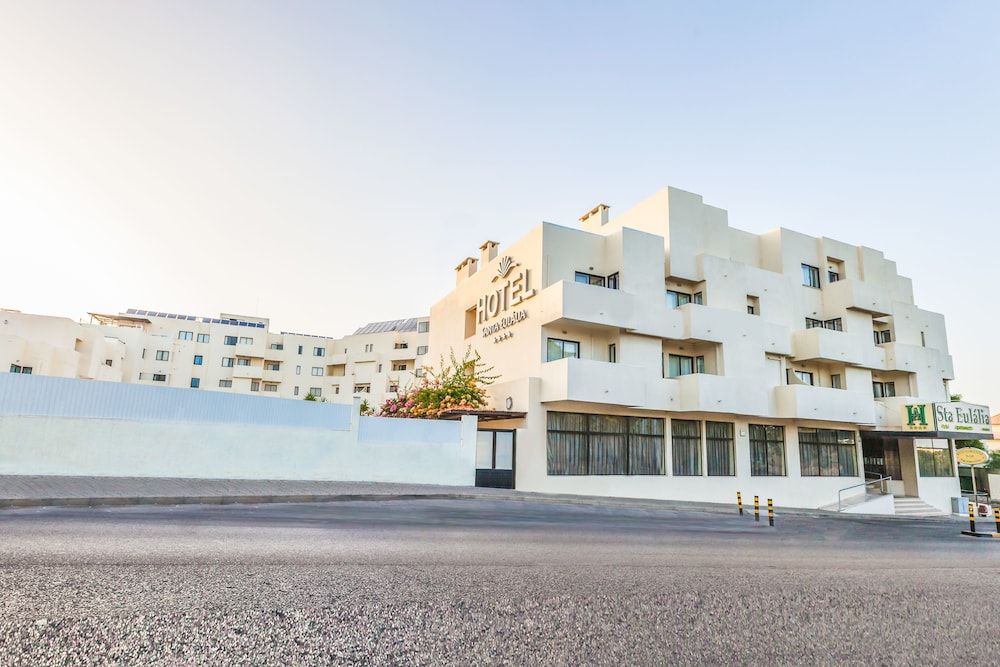 Santa Eulália Hotel Apartamento & Spa 1
