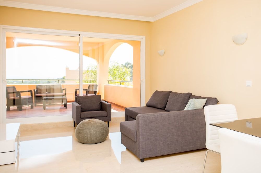 Santa Maria 2 Bed Apartment with Sea Views 1 Santa Maria 2 Bed Apartment with Sea Views 1