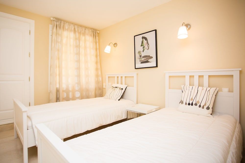 Santa Maria 2 Bed Apartment with Sea Views 2 Santa Maria 2 Bed Apartment with Sea Views 2