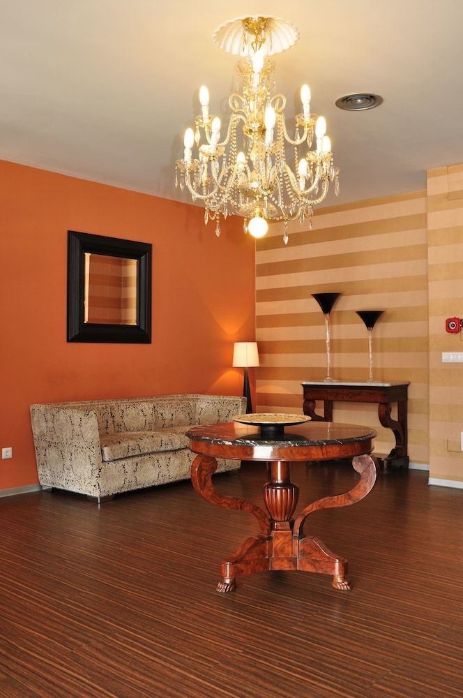 Santiago Apostol 2 Santiago Apostol 2