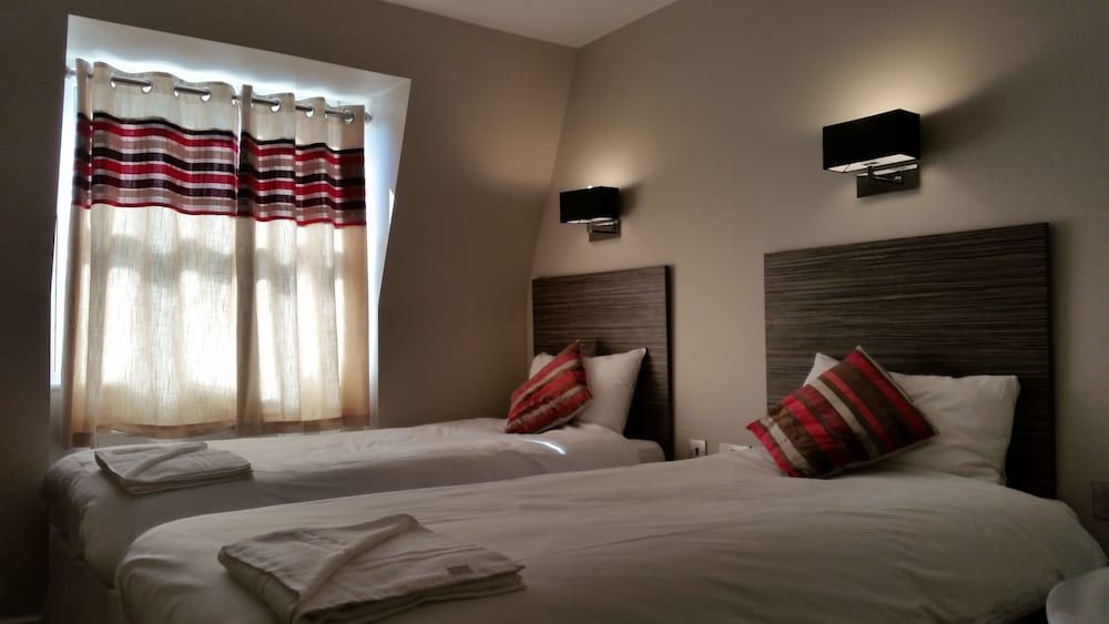 Sara Hotel 3