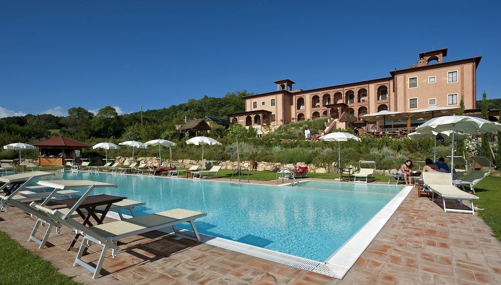 Saturnia Tuscany Hotel 1
